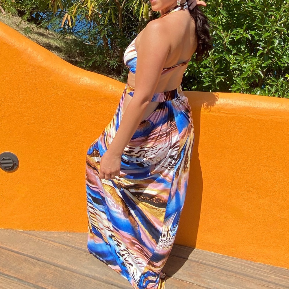 Dress - Picture 2 of 8